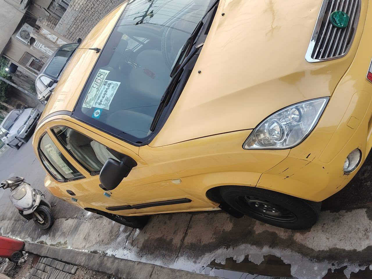 السلام عليكم 
طيبة موديل 2015 سيارة نظيفة جداً وحلوه خير من الله
 گير مكينه ، لا تنقيص ولا تبخير ،، كلج كامل جديد
صدر امامي خلفي جديد. ، سيارة مابيها كل نقص 
رقم انكليزي الجديد باأسمي مصفره هيئه وغرامات
 
سيارة مدوشمه كامل 
  تخم تاير جديد ،،  كهربائيات شغاله كلها
سيارة جاهزة 
العنوان بغداد 
الرقم ***********
السعر 38
