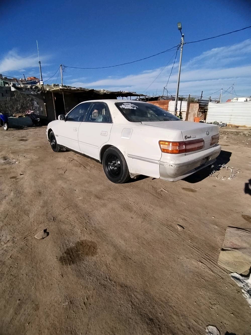 اسلام وعليكم مارك الفينيه كصه جنطه فقط الباقي كفاله سنويه بعدها جديد هزه جديد حداديه جديده غرفه نضيفه مكفوله من الضربه كهربايت كلها شغله مكينه وكير ونجي فقط كيرها بي مشكله بل نمره الثاثله فقط مكشله كهرابئيه ابيع كير وكف // مكاني بصره فاو السعر 35