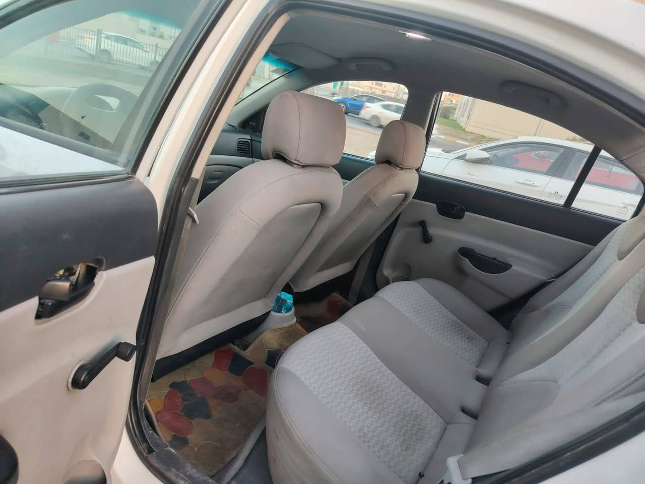 اكسنت للبيع 2008 السعر85 وبيها مجال الاتصال واتساب***********
