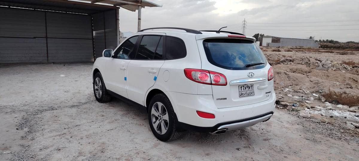 سنتافي موديل ١٢ فول خليجي سعر ١٤٨.❄️ مكينه ٤ سلندر  سياره جديده بيع او مراوس حسب القناعة ***********
