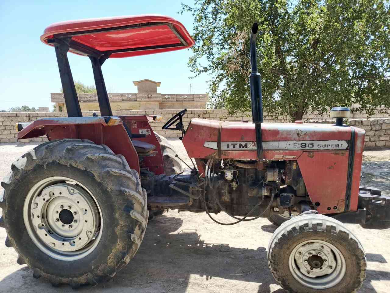 السلام عليكم
تركتر إيران للبيع موديل 2008

محرك و كير شرط وراه خرماش تسعه

السعر70وبيه مجال مكان صلاح الدين الشرقاط

***********
