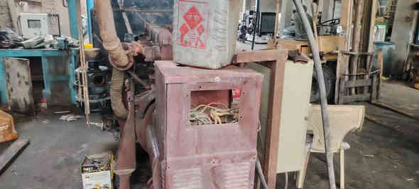 افيكو ١٨٠ كي في
عنوانه الكوت
***********
