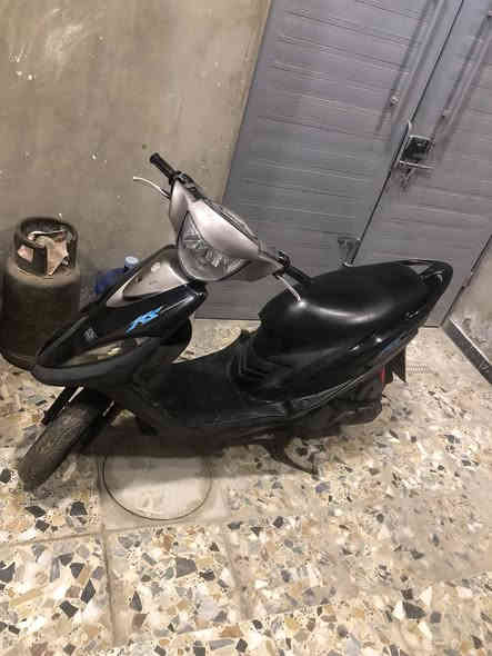 دراجه ماكس عدله للبيع مكفوله كفاله عامه ولا برغي مفتوح اخت الرمبه شلعه ومعدل السعر ٨٥٠ وبي مجال قليل ماكاني الامين الثانيه    ***********
