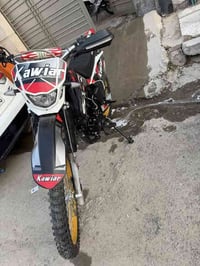 قفاز كاويار 2025 مكفول كفاله عامه السعر 1500بيهة مجال بسيط 07716100099