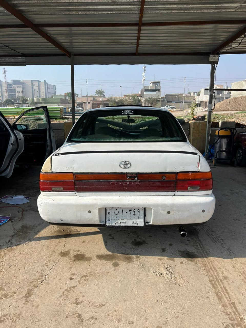 سلام عليكم سيارة موديل1992تسارة نضيفةسنوية لحد 2026شرط التحويل محرك طكت بخار سارة داخل نضيف  تبريد تدفئة كلة شغال السعر 47و بيعة مجال للطيبين/مكلف بل نشر /***********/صاحب السيارة
