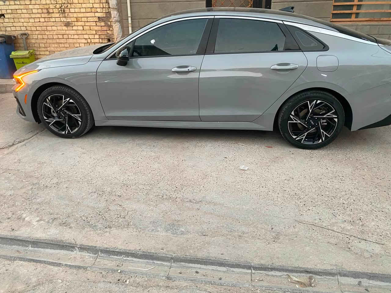 شباب كي فايف موديل 25 
حرة بدون رقم فول مواصفات 
جيتي لاين بانوراما محرك 2500تنفس طبيعي ماشية 7الف ارباك بردة فقط فيديو توضيحي للاتصال فقط على الرقم ***********
للبيع فقط رجاء
