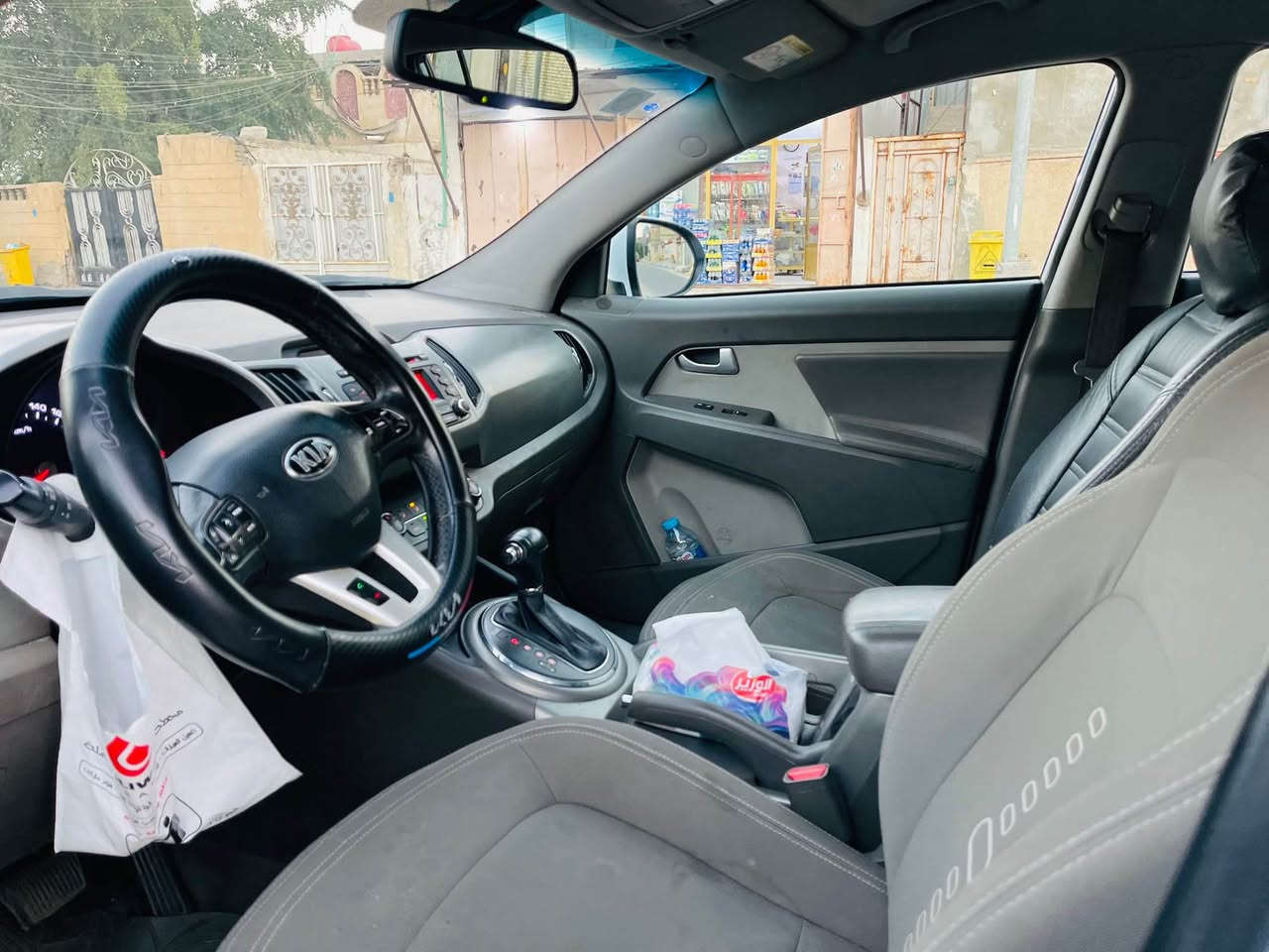 للبيع كيا سبورتج موديل 2014 وارد خليجي الشركه الدوليه رقم بصره سنويه لل 30 كفاله كفاله كفاله مابيهه لاضربه ولاصبغ ولاتبديل ولا فتح فقط بارد بلبابين مواصفات نص فول مري شفط تحكم ستيرن محرك 2400 دوش ع بلاد الشركه ماشيه 130 الف فقط السياره جديده فوك ماتتوقع جاهزه محرك كير حداده تبريد كله ع بلاد الشركه حتا الحداده السعر 150 وهاذا رقم صاحب السياره مامتواجد ع النت *********** مكاني البصره البصرة, العراق
