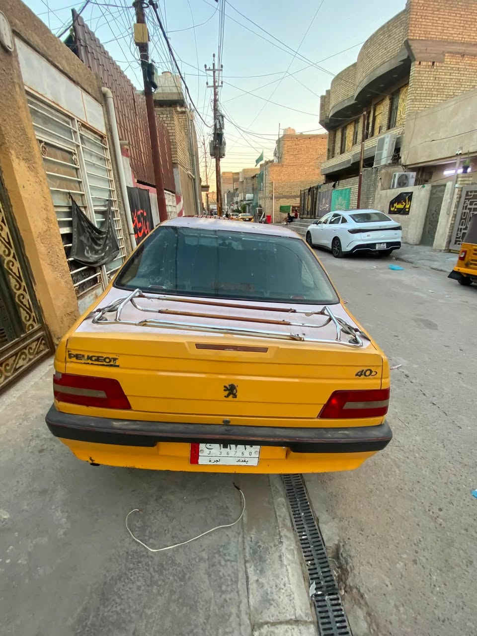 السلام عليكم شباب بيجو لميس موديل 2015للسفسار على هاذا الرقم ‭***********‬المكان بغداد البلديات
