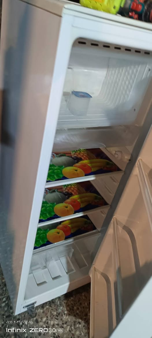 ثلاجه حجم وسط اخت الجديده بيع مستعجل ب175 وبيها مجال


**إذا كنت صاحب هذا الإعلان وتريد حذفه لأي سبب، رجاءا أرسل رسالة إلى الدعم الفني**