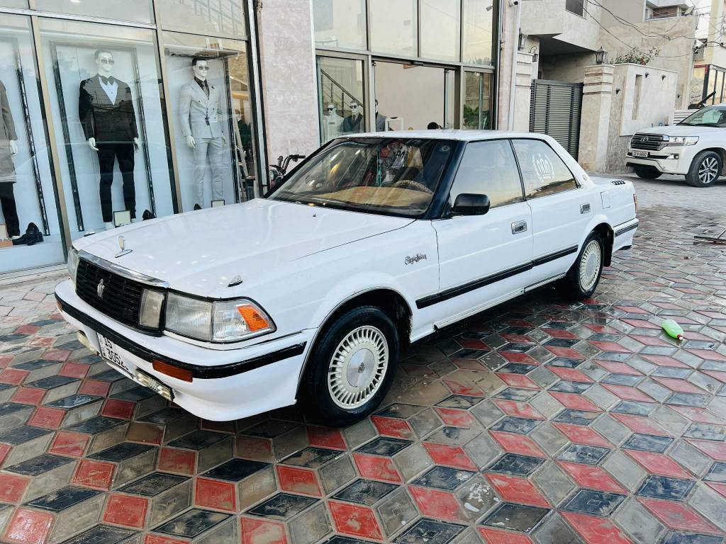 السلام عليكم كراون هارتوب مديل 95 رقم انبار انكليزي سياره مكفول من كص ونقل الجثه ومن العيب الشرعي مداور اي محافظه يعجبك  لون ابيض سياره حلوه تبريد شغال بيه محرك راس الثور 2500 فيشتين السعر 42 وبيه مجال بسيط للاستفسار الاتصال ع رقم ***********  مكان السياره بالعباسيه النجف, العراق
