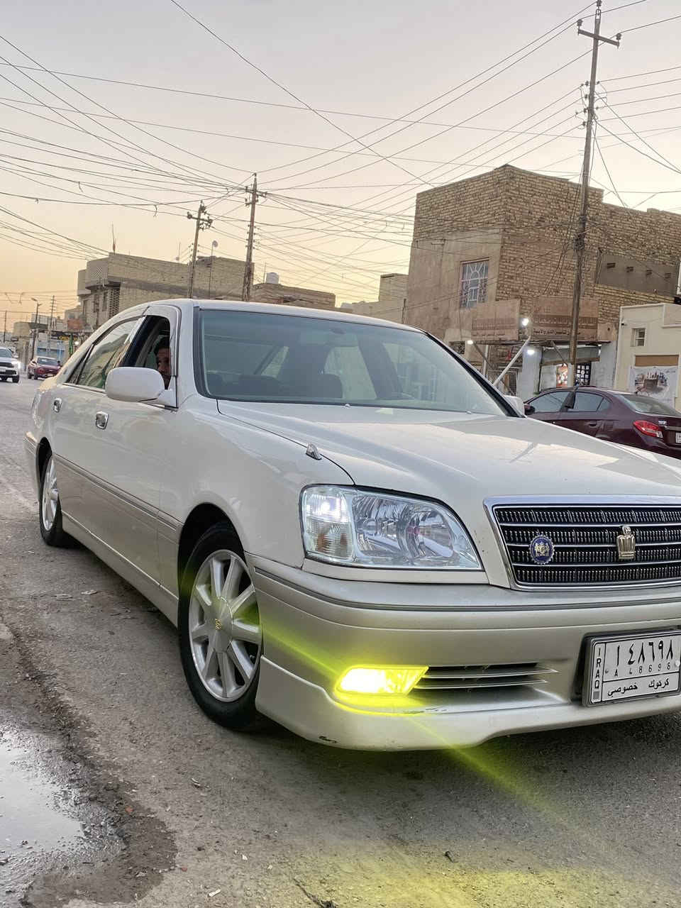 السلام عليكم ملكه كراون البيع مديل ٢٠٠٣. رقم كركوك مدفوع الكمرك كامل بس عل رقم باقي. موصفات شاصي ١٧٥دفورالجبير كرستال اصل تحويرت النجف فوك وجوه. دشبول النجف سياره جاهزه من كلشي.  مكفوله ماعده كفر بيها خلفي من اليابان سعر ١٠٥ وبيها مجال. مكان السياره النجف الاشرف. ***********
