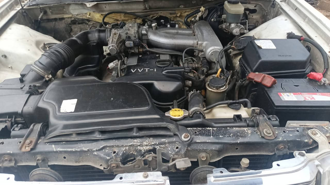 سياره راس االثور متوم  للبيع نضيفه وحداده جديده
ليك بالتبريد شويه تنقص بالميه وعشرين فوك قليل محرك فيفيتي ثنين ونص 
ت ***********
