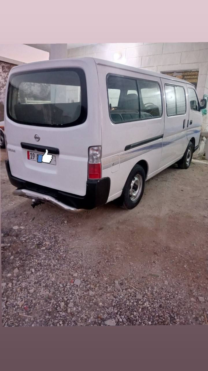 للبيع نيسان مديل 2010 مكفولة محرك وكير واكسن وتخم تاير حداديه جديده ودوشمه كامله  *********** سياره رقم كربلاء انكليزي تحويل ثاني يوم مكاني كربلاء
