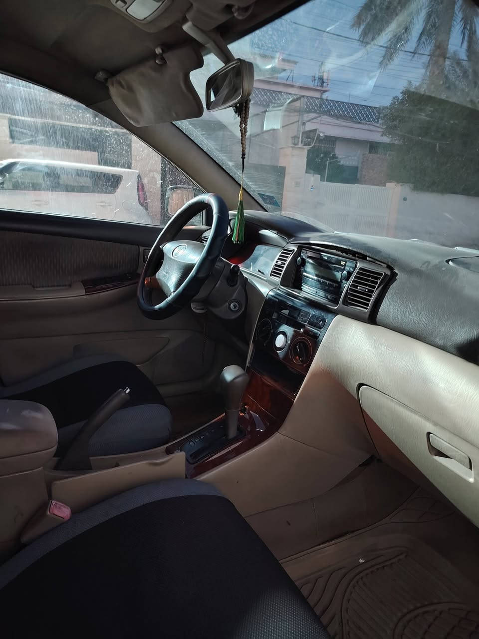 السلام عليكم
كورلا بيكاتشو ٢٠٠٦ خليجي محرك ١٨٠٠ جام كهرباء مري شفط داخل صاج محرك كير كهربائيات جاهزة تحتاج ترتيب للخارج سمكرة وصبغ وترتيبات 
السعر ٥٥ 
مكانها الاعظمية راغبة خاتون 
رقم الهاتف  ***********
