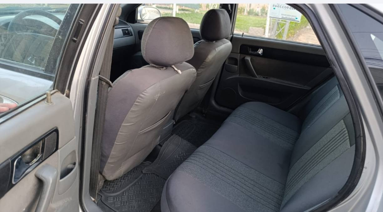 اوبترا للبيع
موديل ٢٠٠٧ 
لون رصاصي 
كير ومحرك شرط 
ضرر قطعتين بدون دواخل 
السعر ٧٥ بيها مجال 
الاستفسار ***********
