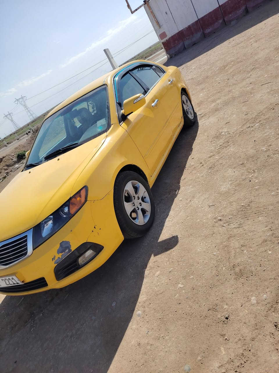 سلام عليكم ابتمه 2009 خليجي للبيع كير محرك تخم تاير كله جديد سيارة جاهزه ماناقصه برغي منضومه غاز مصفره هية وغرامه رقم جديد مثنى السعر 95وبيهه مجال  مكان السياره الديوانية ***********
