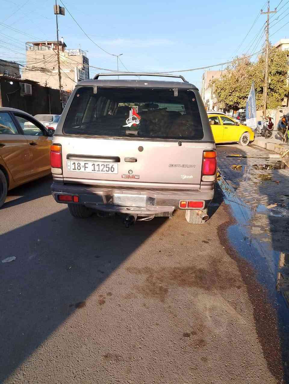 سلام عليكم فورد موديل ١٩٩٦كفاله عامه من صبغ وضربه محور مكينه وكير VVTشادهن جدد مكفولاتسياره حلوه واحلا من الصور تجي وشوف رقم بابل باسمي تحويل ثاني يوم سعر 50وقابل للتفاوض ***********
