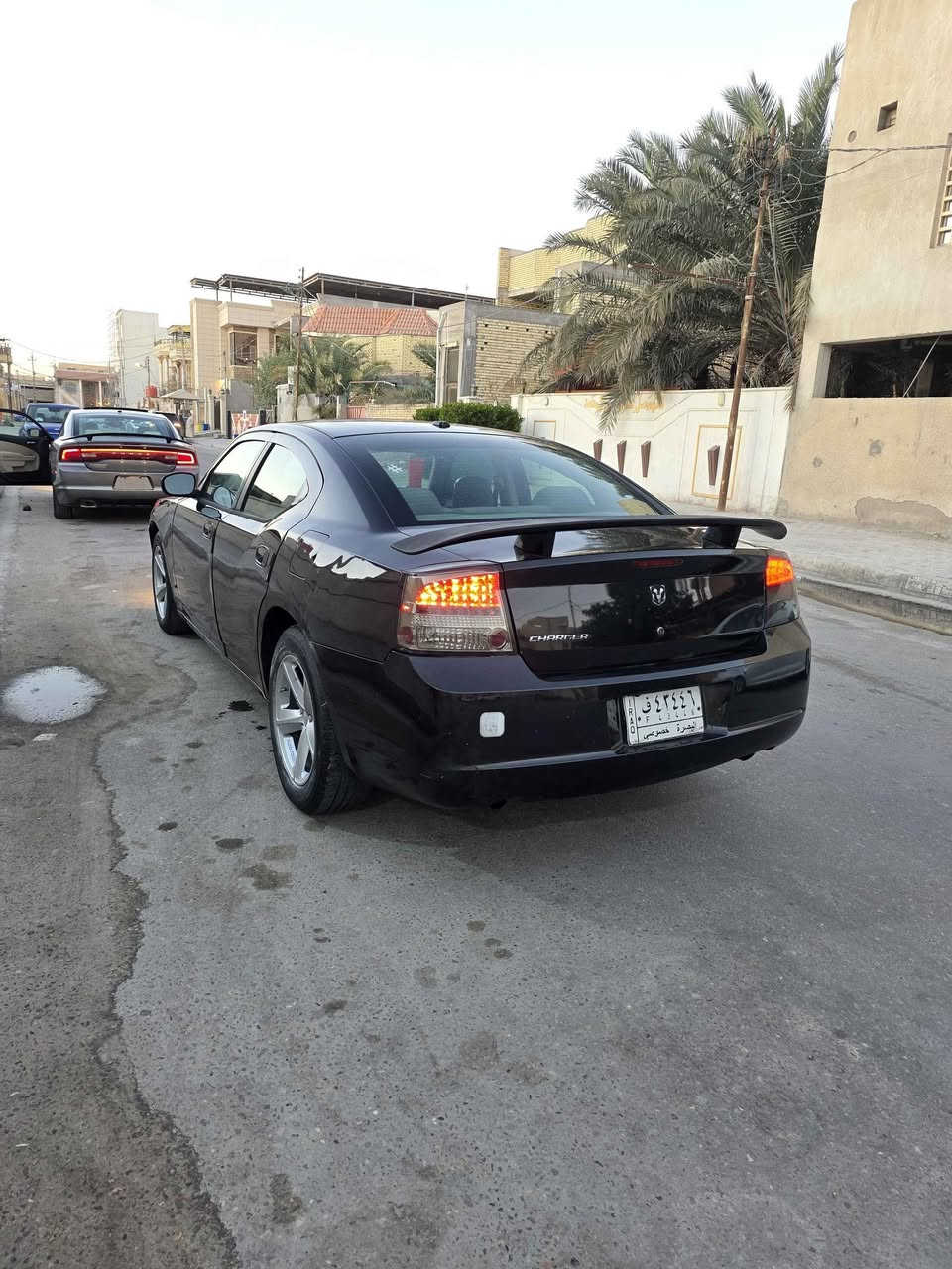 جارجر 2010 .... كنديه كفاله عامه فقط بسها جرات كارت بسيطه ..... بالدواير الخلفيه .... مكينه توني شادها ٣٥٠٠ بعدها بالضمان .... دواخلها تخبل وراعيها يريد تحويل حداده نص عمر بجم زنون ... سونارها مرفوق بالمنشورر 
السعر 100 ... مجالها شي قليل 
مكاني بصره ....ترهم مراوس حسب القناعه ...
***********
بي وتساب خاص ممتوفر البصرة, العراق
