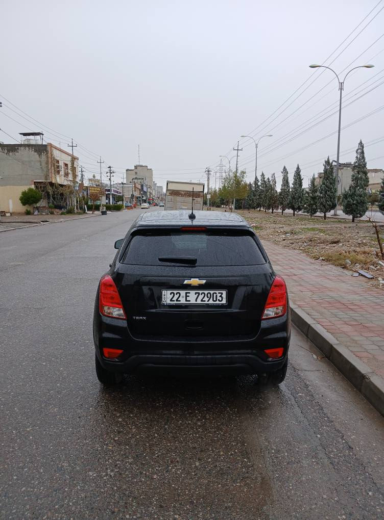 بيع او مراوس 
تراكس موديل 2020
محرك 14 تيربو قطاره مل بانزين 
تخم تاير جديد 
لايت عالي ناصي زنون 
صبغ بيها فقط بنيد بدون جكه دواخل بشرط 
رقم سنويه هزه كلو جدبد 
تريد تحويل او وكاله 
بسعر جدآ مناسب 97 ورقه وبيها مجال كلش بسيط 
عنوان أربيل 
*********** بي وتساب أربيل, العراق
