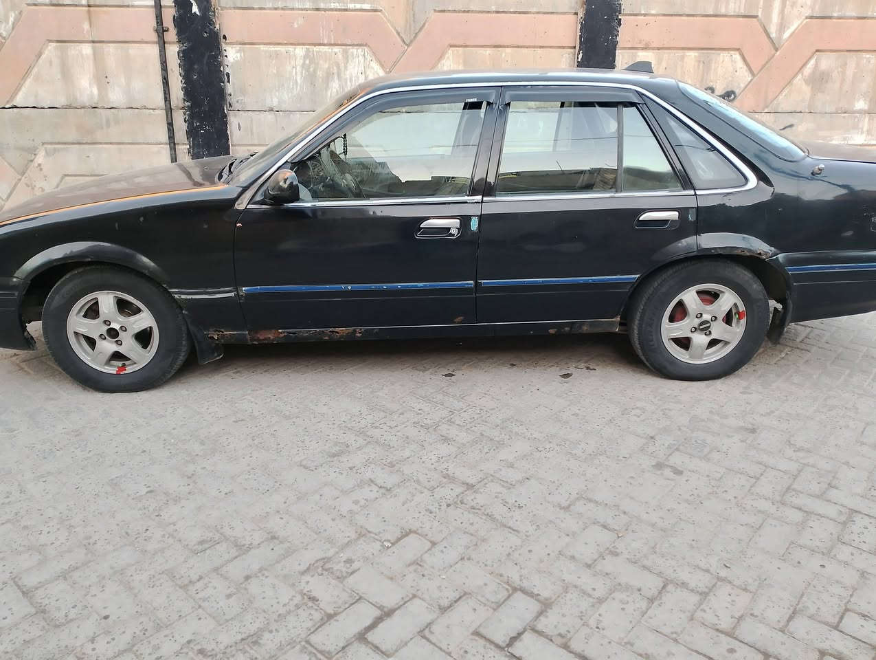 برنس 96 مصبوغة حزام 
قمارة صندوك بنيد بدون صبغ 
مكينة بيهة بخار 
كير اوتماتيك خير من الله 
باتري جديد 
صدر جديد 
تانكي بانزين مال حاوية جديد
رقم بغداد انگليزي بأسمي 
السعر 30  مكان بغداد المدينة
***********
