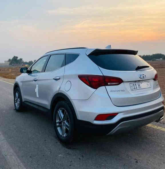 السلام عليكم 
هونداي سنتافي موديل 2017 فول مواصفات 1/1 ماشيه 26 الف مواصفات بانورما  بصمه 3بصمات 4كامرات رادارات جميع الجهات كشنات 4تدفاه و تبريد +كهرباء +جلد اشاير ب المري مع شفط كشاف نهاري بعد بيها هواي مواصفات  وارد امريكي رقم بغداد الجديد  بسمي تحويل مباشر حادثها البنيد سطحي بدون دواخل فقط مكينه مكفول غير مفتوحه بلاديه و الكير مكفول السياره احلا من الصوره السعر 158 مجال بسيط مكان بغداد جسر ديالى الجديد ***********
