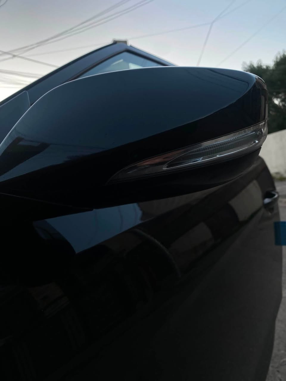 •السلام عليكم هيونداي فولستر 2013 🚗خليجي رقم اربيل ماشيا 126.266
كيلومتر 
•المحرك 1600 دوش ،كير اوتوماتيك 🔩
•فتحت سقف بونراما ، شاشة ، حساس خلفي ، كامرا خلفية ⚙️
•ضربت السياره خلفيه ، وتعديل للباب مال سايق السيارة كلش نضيفه تخم تاير جديد تخم ويل كاب جديد صيانة دوريا كاملة للمحرك جديد السيارة معتني بيها كلش الي شراي خلي يتواصل ويا رقم 🛠️
🚗🚗🚗🚗🚗🚗🚗🚗🚗🚗🚗🚗🚗🚗🚗
***********
موجود بيه واتساب 
مكاني بغداد 
السيارة باسمي تحويل وكالة
