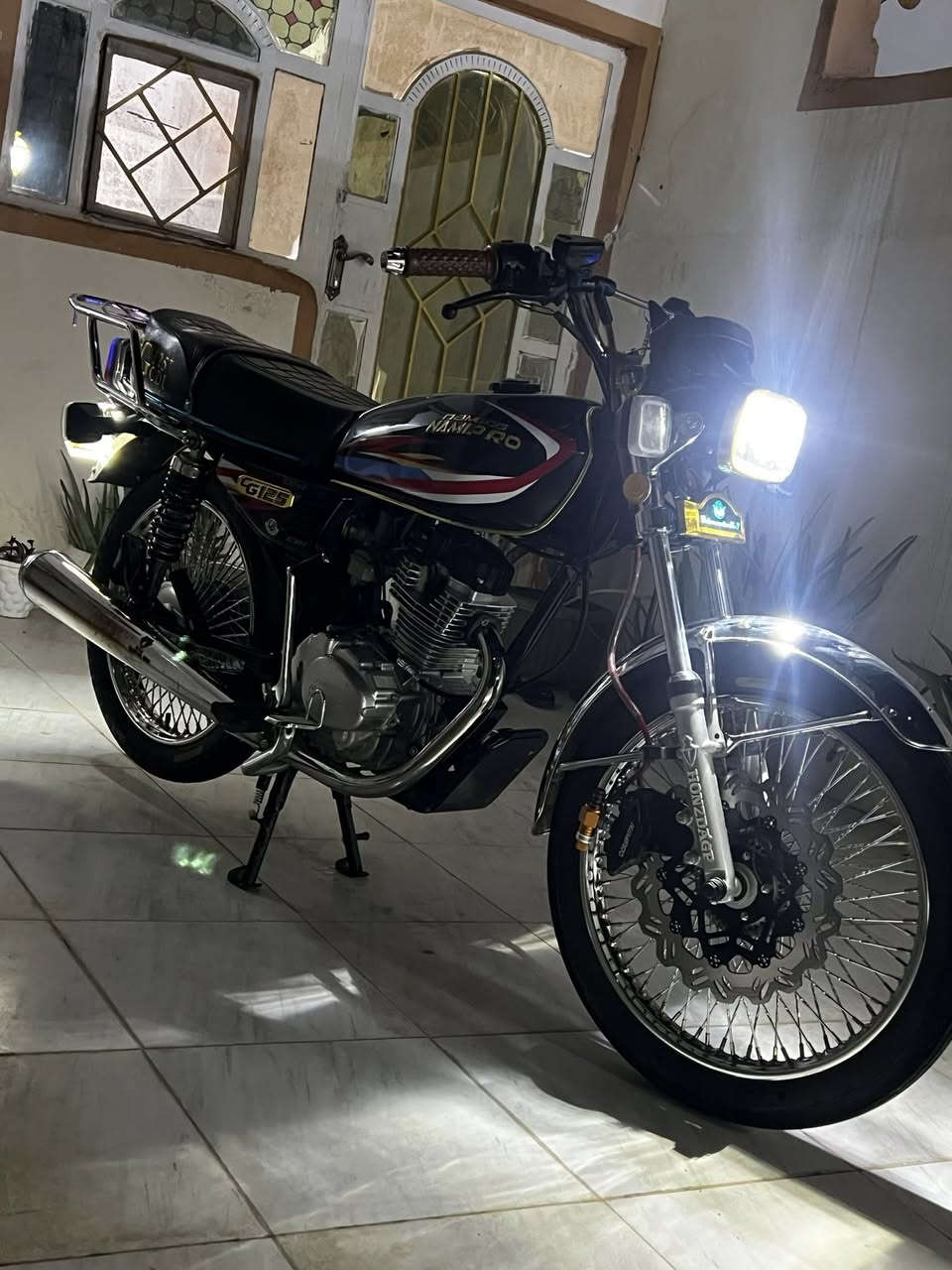 دراجه  للبيع نامي برو موديل (٢٠٢٦) دراجه فول اي نقص مابيها او بعدها صفر كهربائيات كولها شغال + الدراجه واحد على واحد ……..

للاتصال على رقم ***********
