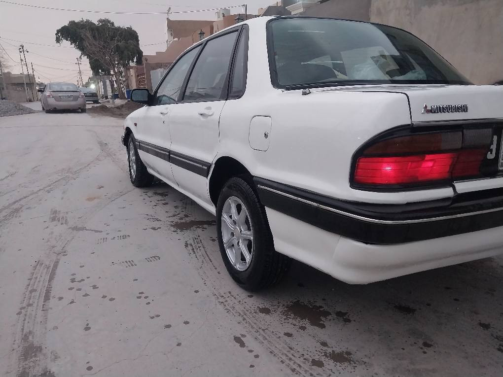 كلاند موديلات ٩٠ رقم كركوك مشروع بدون ضربه صبخ حيزام  محرك ٦٣ جام كاربا سليد فول بدون نواقص *********** كركوك, العراق
