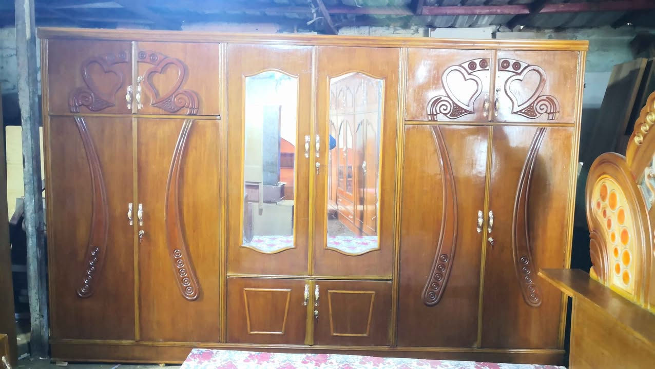 غرفة ٦ ابواب طابقين صاج مستعملة تم تجديدها بالكامل
صبغ جديد
قفالة و يدات و رفوف و تعاليك كاملة
تخت جرباية قوي و مغلف بقماش
السعر : ٣٩٠ الف
النجف حي العسكري
*********** النجف, العراق
