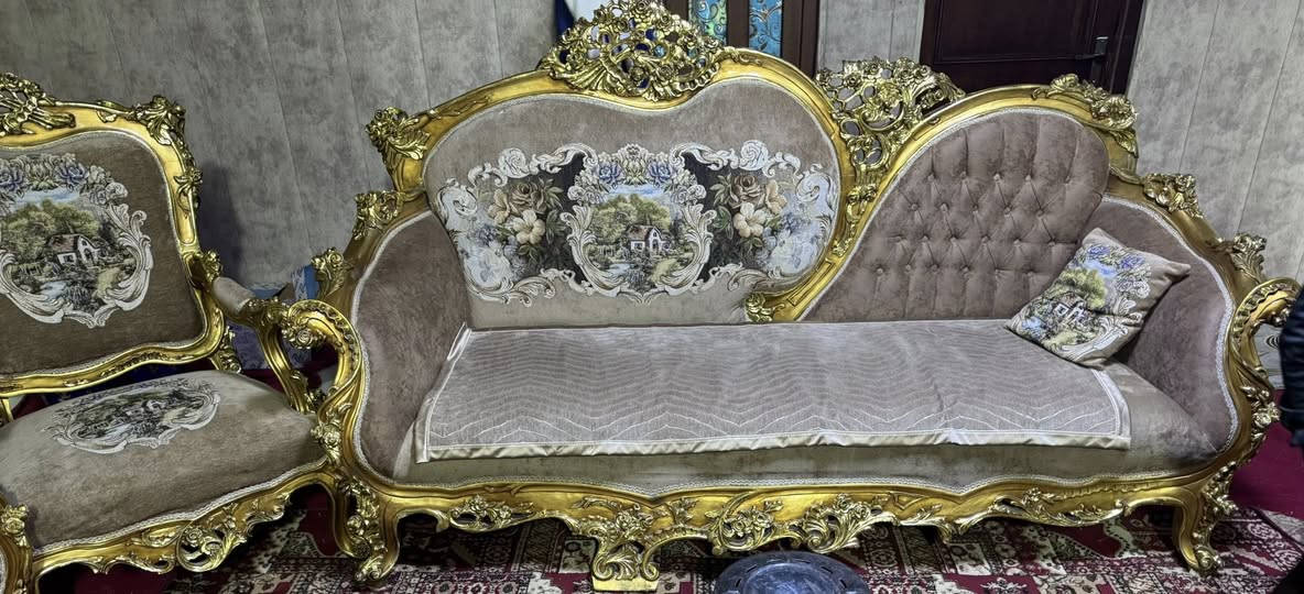 تخم رئاسي 10 مقاعد كلش ضخم وثكيل سفنج صغط عالي جديد كلش 
*********** فقط واتس
