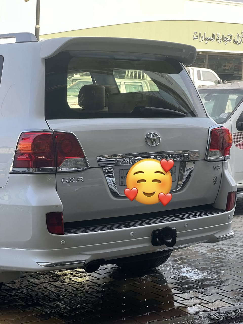 سلام عليكم لاندكروز ٢٠١٣ فطيم ماشيه ٢٠٥ مكفوله ٦ اسلندر كفاله عامه حتى الدعاميات عدا بارد جاملغ خلفي وشويه بالباب السياره جديده تخم تاير دنلوب حداديه غرفه السياره على وضع الشركه السونار بالمنشور مري قلاب تشغيل عن بعد كشن كهرباء جلد مشمشي ٣ شاشات   كفاله من الشخط عدا البارد موضح العنوان واسط رقم مو بايل  رقم بغداد والسعر خاص اوالاتصال ***********
مكان السياره واسط كوت
