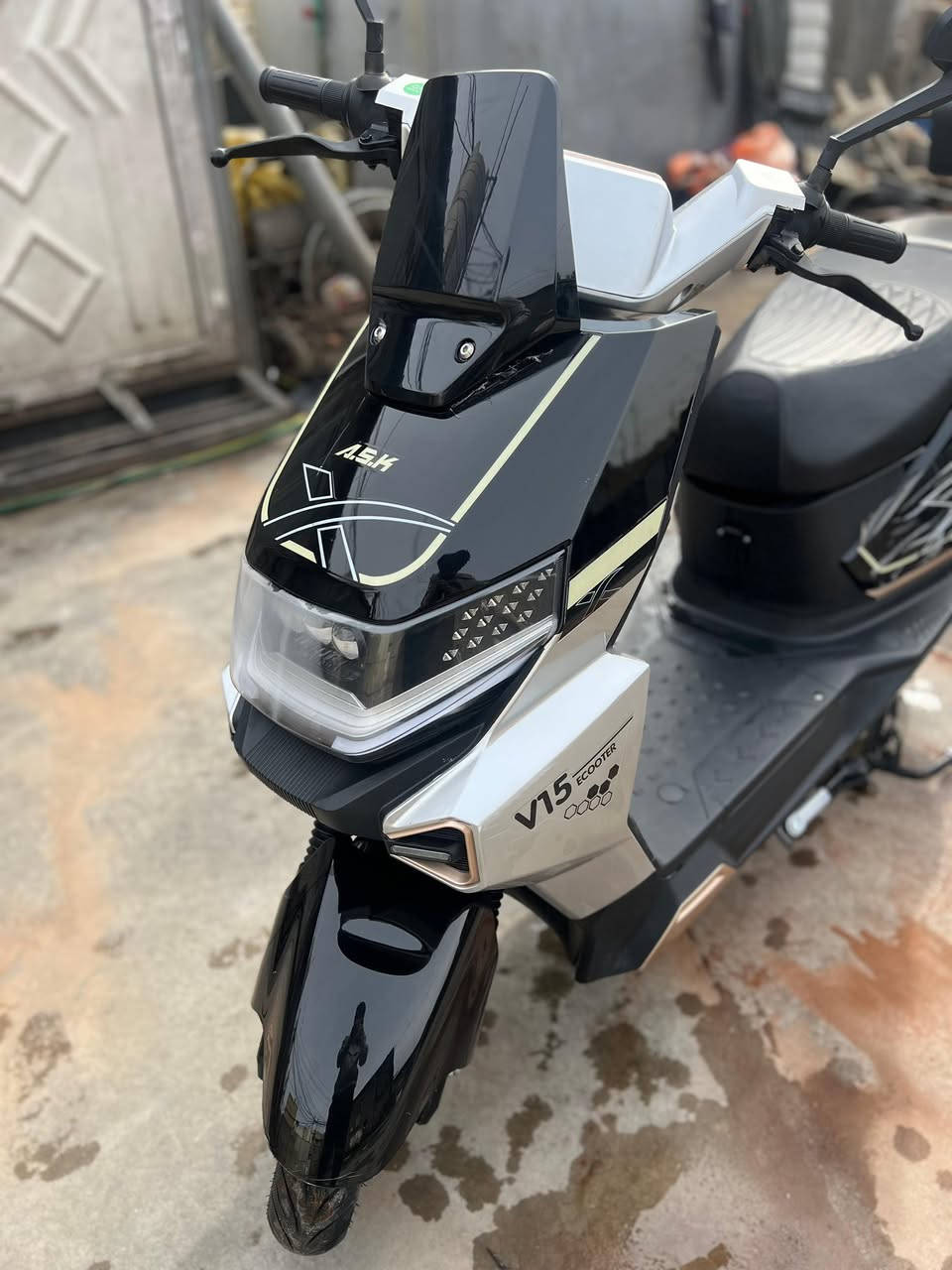 سلام عليكم عندي دراجه نوع a.s.k نظيفه استعمال بسيط اخت زيرو 
كامله هي وملحقاتها من (سويجين وبصمتين وشاحن)
سعرها ٨٨٠ وبيها مجال بسيط
موقعي بغداد حي الجهاد


**إذا كنت صاحب هذا الإعلان وتريد حذفه لأي سبب، رجاءا أرسل رسالة إلى الدعم الفني**