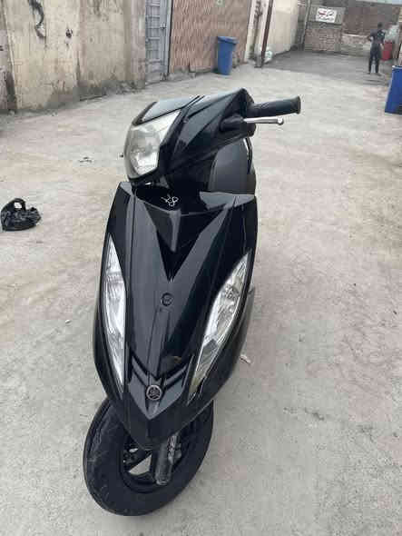 سلام عليكم دراجه جي تي آر مال رمبه نازله بشهر ٧بيهه ضربه خفيفيه بل بجم للبيع السعر ١مليون وبيهه مجال بصيط التصال 
***********المكان بغداد
