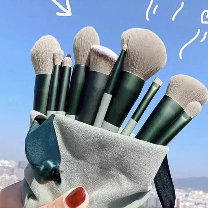الكياته والجمال🌺 
فرش  جودتهم عاليه جداً✔️
فرش مكياج احترافية  💯

تشمل جميع الضروريات للاستخدام المهني أو المنزلي  

( فرش الوجه ، فرش العيون ، فرشاة الشفاه ، فرشاة الأساس، فرشاة الحواجب   فرشات الكونتور والدمج  )

تتميز بالشعيرات الناعمة المصنوعة من مواد طبية وعضوية مناسبة للبشرة الحساسة 
متكونه من :١٣ قطعه 
تأتي مع كيس القماشي

السعر 5الاف 
🚘 يوجد خدمة توصيل لجميع محافظات العراق ٤ الاف 🚘


**إذا كنت صاحب هذا الإعلان وتريد حذفه لأي سبب، رجاءا أرسل رسالة إلى الدعم الفني**