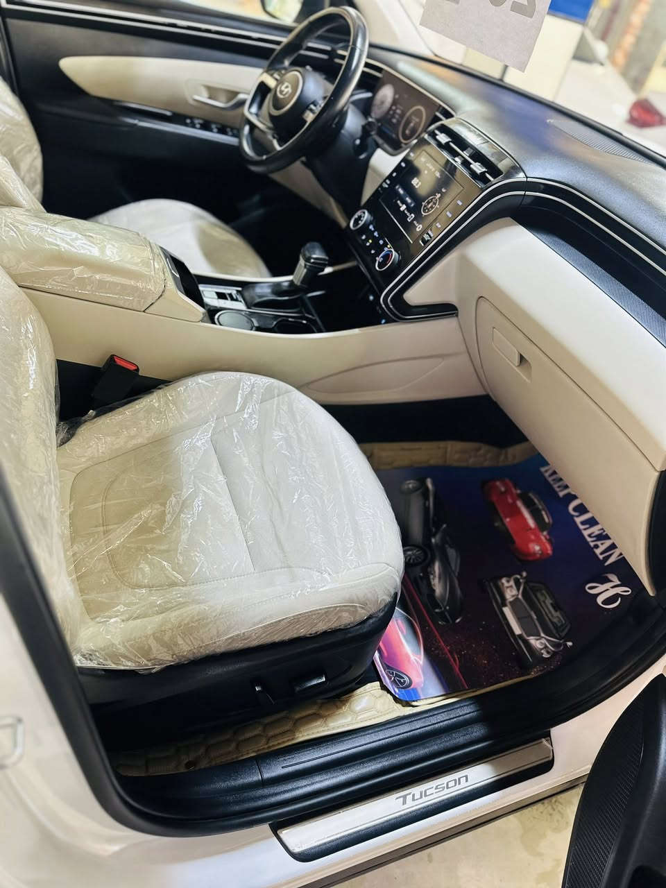 معرض قلعه أربيل لتجارة السيارات الحديثة
                         الموقع. بابل     طريق حله نجف 

توكسان   TUCSON    رقم بابل

موديل 2024         خليجي    السعر 213

   المواصفات               الكفاله عامه جديده 

 بصمه              

شباك لد  

دشبول ديجتال 

برد. خلفي 

لايت عدسات زنون 

 سايد بريك بصمه 

 تحكم ستيرن فول

 شاشه كبيره  بلادي ابل كار بلي

كروز سرعه Cruise 

مانع انحدار 

👍  حساس خلفي 

👍حساسات امامي 

👍كشنات  كهرباء عدد2

👍 دشبول 3. اللوان 

👍 بصمه ابواب

👍 دبل ايرباك 

👍 اشاير ترحيب   

👍شحن لاسلكي 

👍نظام تشخيص العطل عن طريق الشاشه 

👍محرك cc2000 

👍كامره خلفيه دواره  

👍5 ويل كب  حجم 18

👍للاستفساراكثر اتصل على الأرقام التالية

    *************.  مصطفى المسافر 

 ***********مقتدى المسافر

* ************ احمد المسافر
