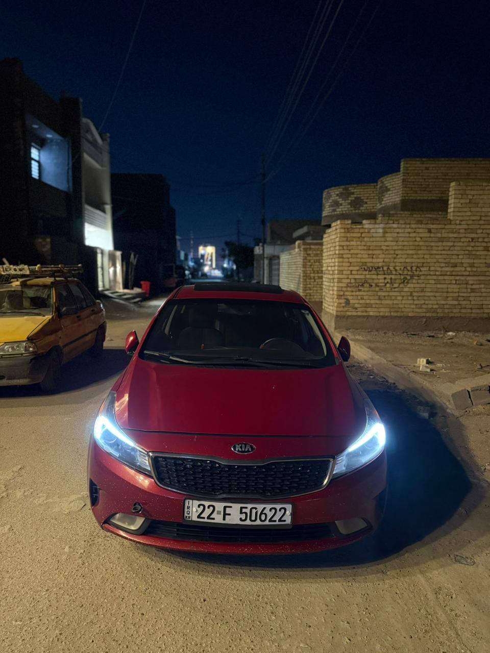 للبيع فورتي موديل 17 لون احمر مواصفات فول واحد على واحد رقم اربيل الجديد محرك 2000 ماشيه 140 الف مكانهه واسط الكوت ترهم مراوس السعر 120  بيهه جاملغ و شويه بلبنيد صبغ بدون ارباك بدون دواخل  ***********.   ***********
