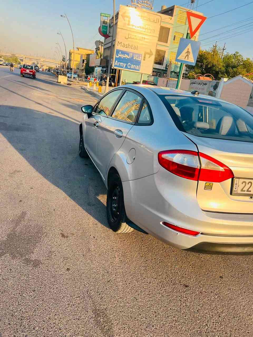 فورد فيستا ٢٠١٨ بصمه شاشه كامره كير أوتوماتيك ٦ نمّر  محرك ١٦٠٠ اقتصادية  بشكل  تبريد ثلج وحلوه وصغيره مال بيت ومال شغل بانزين عادي مو اله محسن وانسى الصرف  السياره بيهه صبغ حزام وجاملغين  ابسمي السياره مكاني بغداد صندوق مو هاشباك  السعر مناسب ٦٠ وبيهه مجال. 

***********
