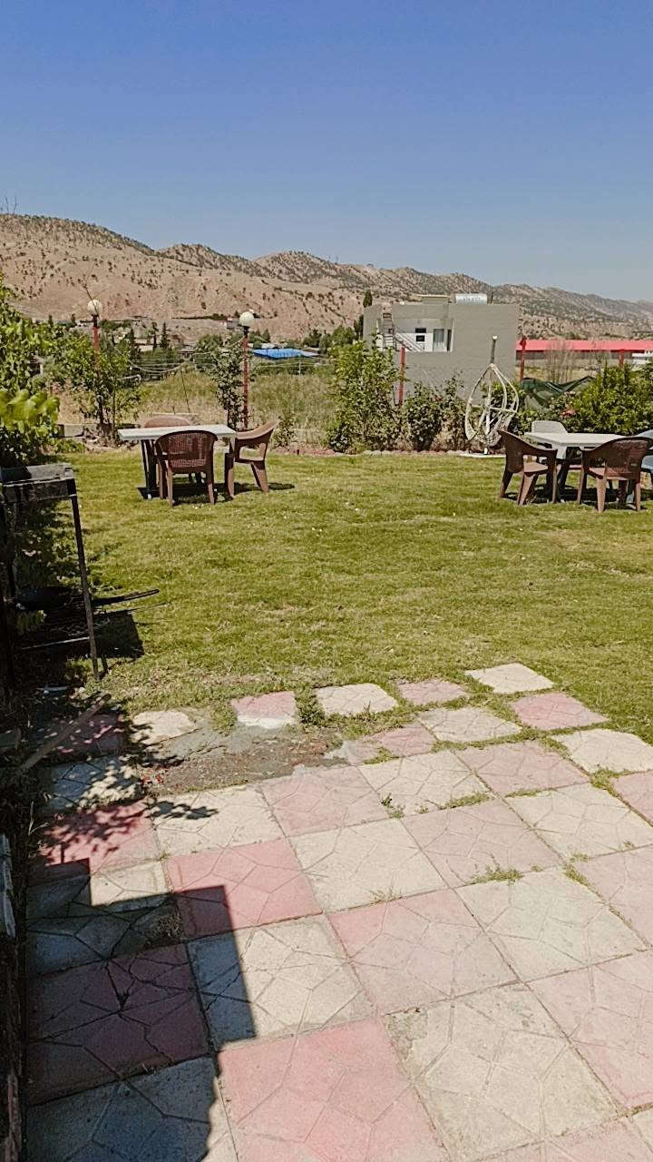 تم، اعلان👇
🔥 بيت طابقين للإيجار اليومي في شقلاوة 🏡✨

*المواصفات:*
🏠 3 غرف نوم + صالة واسعة 
🚽 حمامات شرقي + غربي
🍳 مطبخ كامل + غسالة ملابس 
🌳 حديقة خارجية + باربكيو BBQ
💡 ماء + كهرباء + انترنت 24 ساعة
📍 اربيل - شقلاوة قرب السوق
👨‍👩‍👧‍👦 يستوعب من 5 الى 20 نفر

راحة + خصوصية + موقع حيوي 👌

💬 للحجز والاستفسار واتساب/اتصال:
***********

#شقلاوة #اربيل #بيوت_للايجار #ايجار_يومي #مصايف_العراق #فيلا_عائلية
