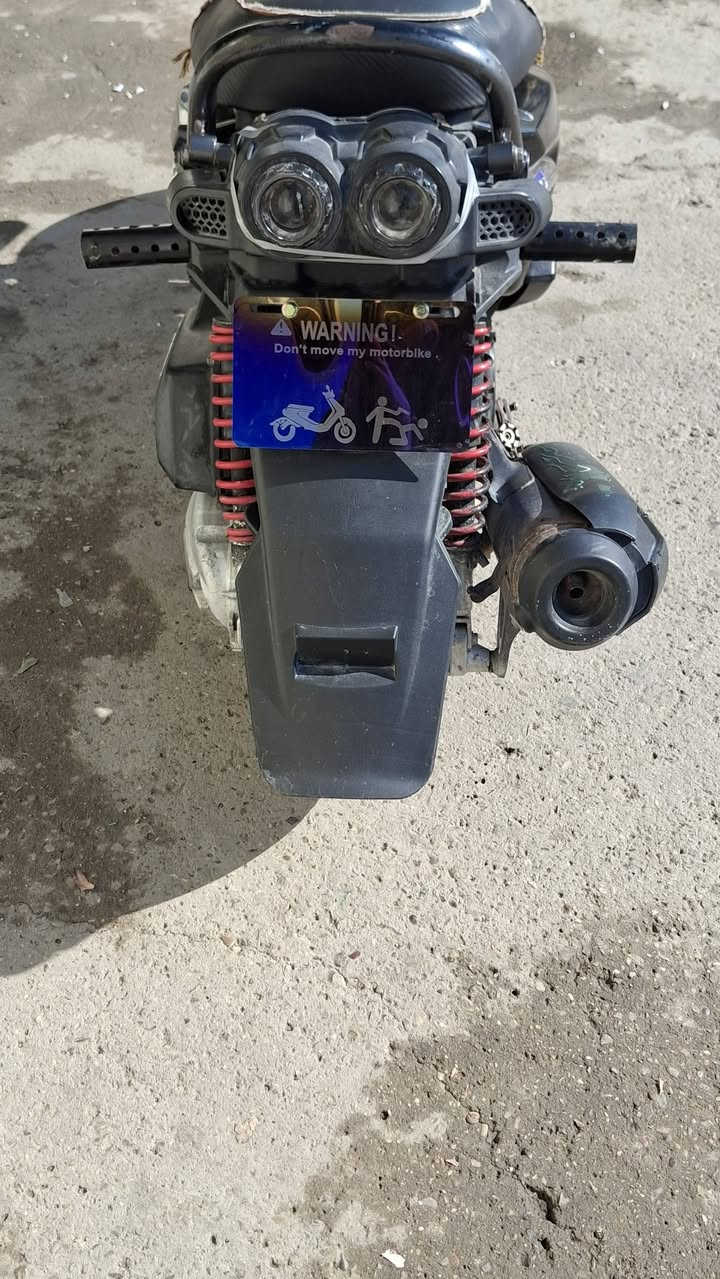 سلام عليكم دراجه جبلي   كفاله عاما مكينه ما مفتوح كلجات 
رياضي السعر 825 وبيه مجال شويه 
المكان بغداد 
الرقم ***********
