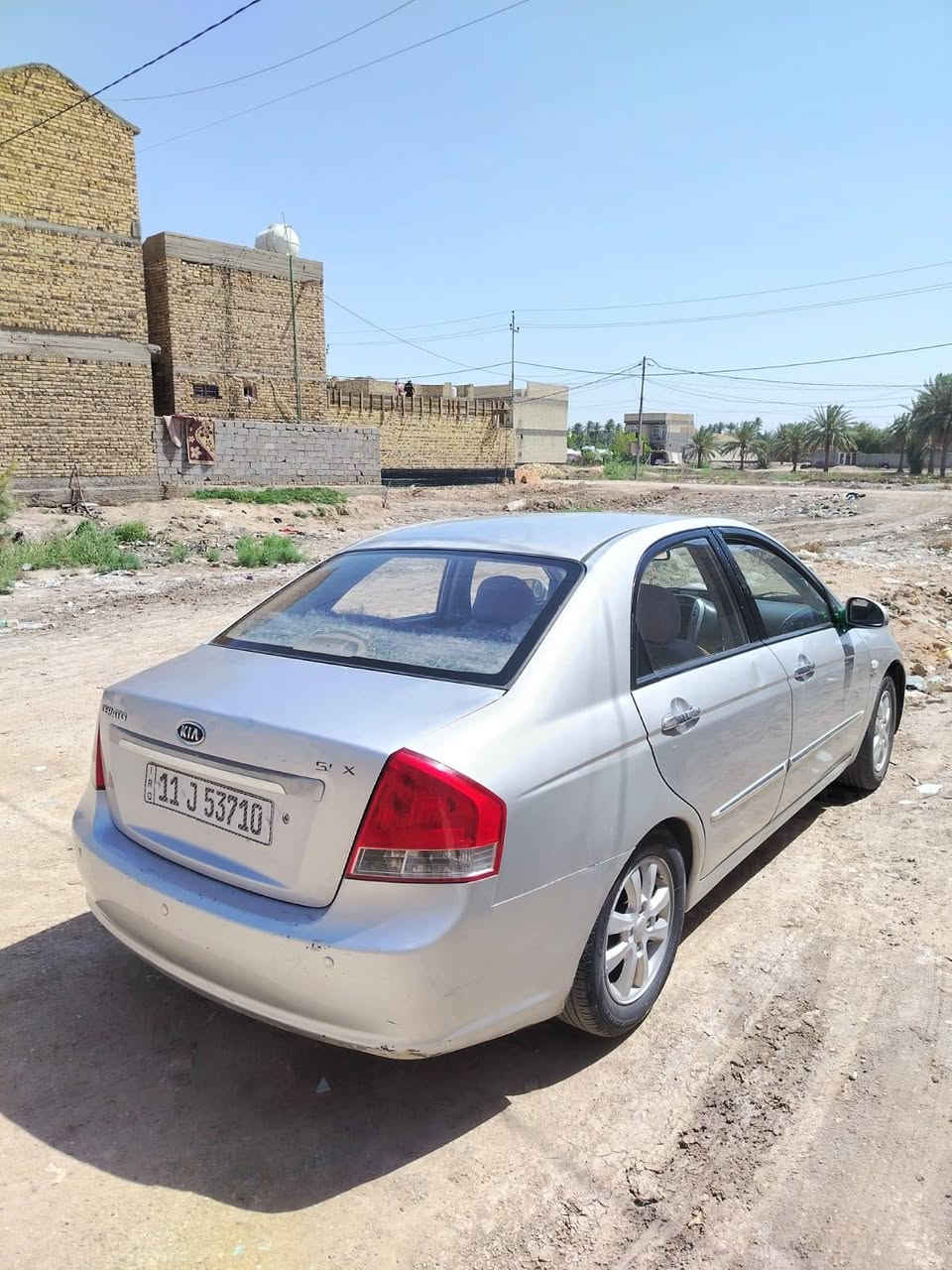 السلام عليكم بيع فقط كيا سيراتو ٢٠٠٨ خليجي محرك ١٦٠٠ سياره جاهزه شرط الفحص مكفوله من ضربه صبغ جراد قليل السعر ٨٥ مع المجال القليل المكان حله كفل استفسار ***********
