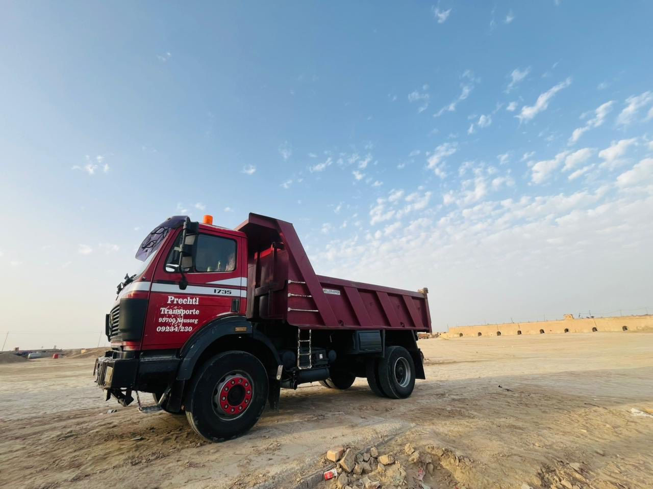 البيع كرواتي مديل 90الاماني بلادي قلاب مكنيه 35دبل سوبر كير 155فافون اكسن جيئف شاصي مكفول كفاله عامه سياره كهربائي جاهزه تخم تاير  رقم بصره سنوايه جديده سياره باسمي سعره ب3دافتر مو شراي لايتصل فدوه رقمي ***********
