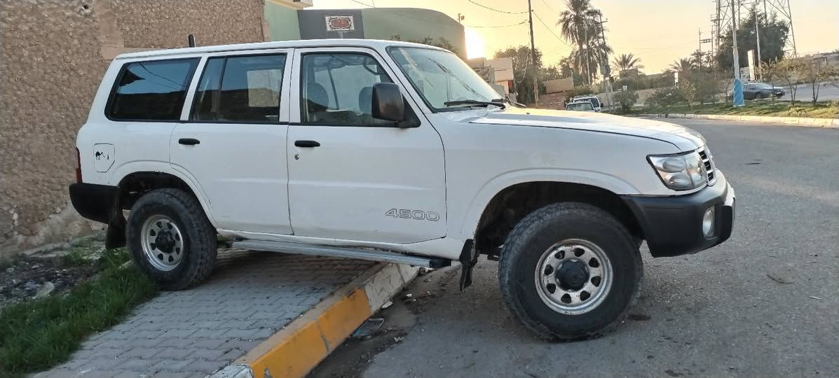 سلام عليكم للبيع سيارة نيسان باترول  2001  جاهزه  رقم اربيل جديد شرط الحاسبه  دواخل  جديد واي استفسار اتصل على الرقم *********** طوز, صلاح الدين
