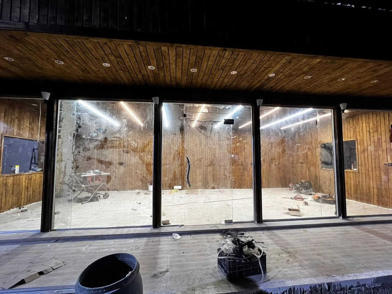 السلام عليكم
جام حراري ١٠ ملم الوان ضد الكسر

واجهات ابواب بيوت ابواب محلات 

جلسات🏡

سعر المتر الشفاف (٣٠ الف)

سعر المتر الاسود والازرق(٥٠الف)

ابواب وشبابيك بلاستك حسب الطلب 
جميع الالوان 
دبل جام للالمنيوم 
محجرات درج 
بانسب الاسعار 
للاستفسار الاتصال 
***********  فؤاد
***********  محمد
