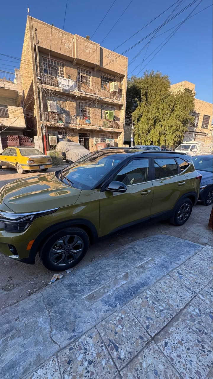 كيا سيلتوس 24 لون مميز 
صور الضرر داخل المنشور ( تعديل بنيد بارد فقط )
بدون صبغ بدون تبديل 
ايرباك ستيرن ومرجع سستم 
مرقم بغداد تحويل ثاني يوم 
ماشية 7 الاف ميل 
محرك 2000 دوش
مواصفات S 
بصمة تشغيل
تشغيل عن بعد
كشنات جلد وشاموا
رادارات 360 درجه 
قيادة شبه ذاتيه
شاشتين الحجم الكبير متصلات تدعم ابل كاربلاي واندرويد اوتو ونظام خرائط GPS
تبريد خلفي 
رادار امامي تحذير تصادم
التحذير عند فتح الباب 
تبريد منفصل
نظام اوتو ستوب 
نقاط عمياء في المري الجانبيه
كاميرا 360 درجه 
تبريد بيانو لمس 
مازدات لد نهاري 
لد خلفي 
3 وضعيات قياده
نظام نزول منحدرات
اضواء ترحيب عند الاقتراب 

السعر 185$
للاستفسار رقم الهاتف ⬇️
 ‭***********
‭***********‬
مكان السيارة بغداد الشعب بغداد, العراق
