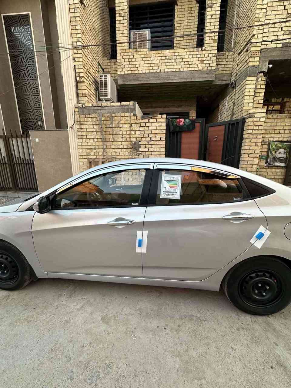 أكسنت خليجي موديل ٢٠١٦ بسمي رقم بغداد دولي محرك ١٤٠٠ تبريد كير محرك جديده السياره جاهزه اي نقص مابيه بيها صبغ ٣قطع مكانها بغداد تقاطع درويش سعرها ٧٦ هاتف *********** أثير ***********
