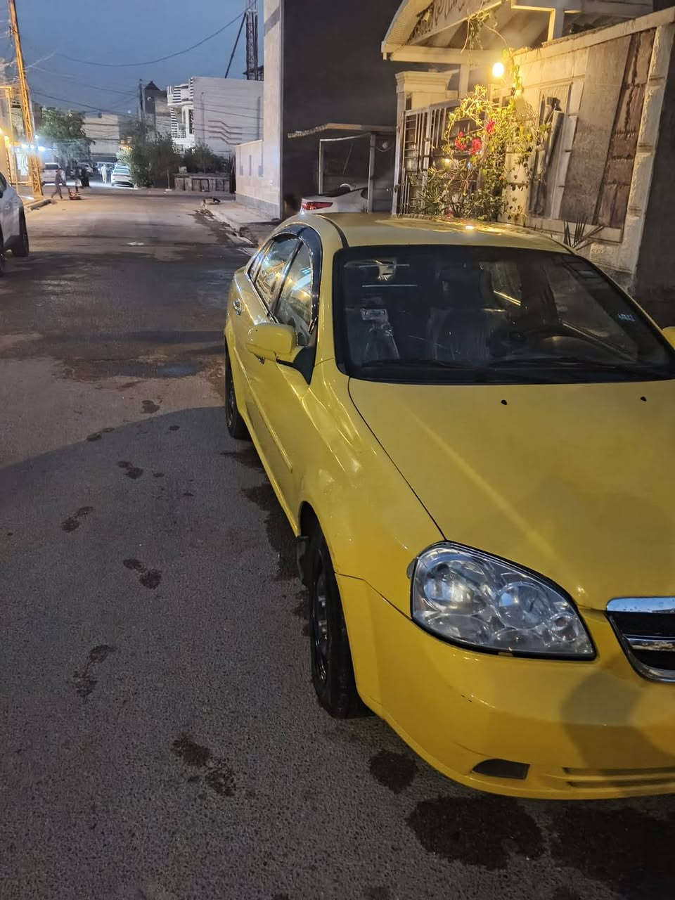 فورنزا للبيع رقم بغداد انجليزي سعره 45 مكانها مدينه الصدر *********** سياره نظيفه
