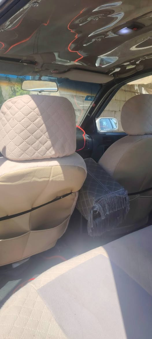النتره 1994 نضيفه ومرتبه. متعوب عليه. تخم تاير.  سعر 41وبيه مجال بصيط. تصال 0770996632


**إذا كنت صاحب هذا الإعلان وتريد حذفه لأي سبب، رجاءا أرسل رسالة إلى الدعم الفني**