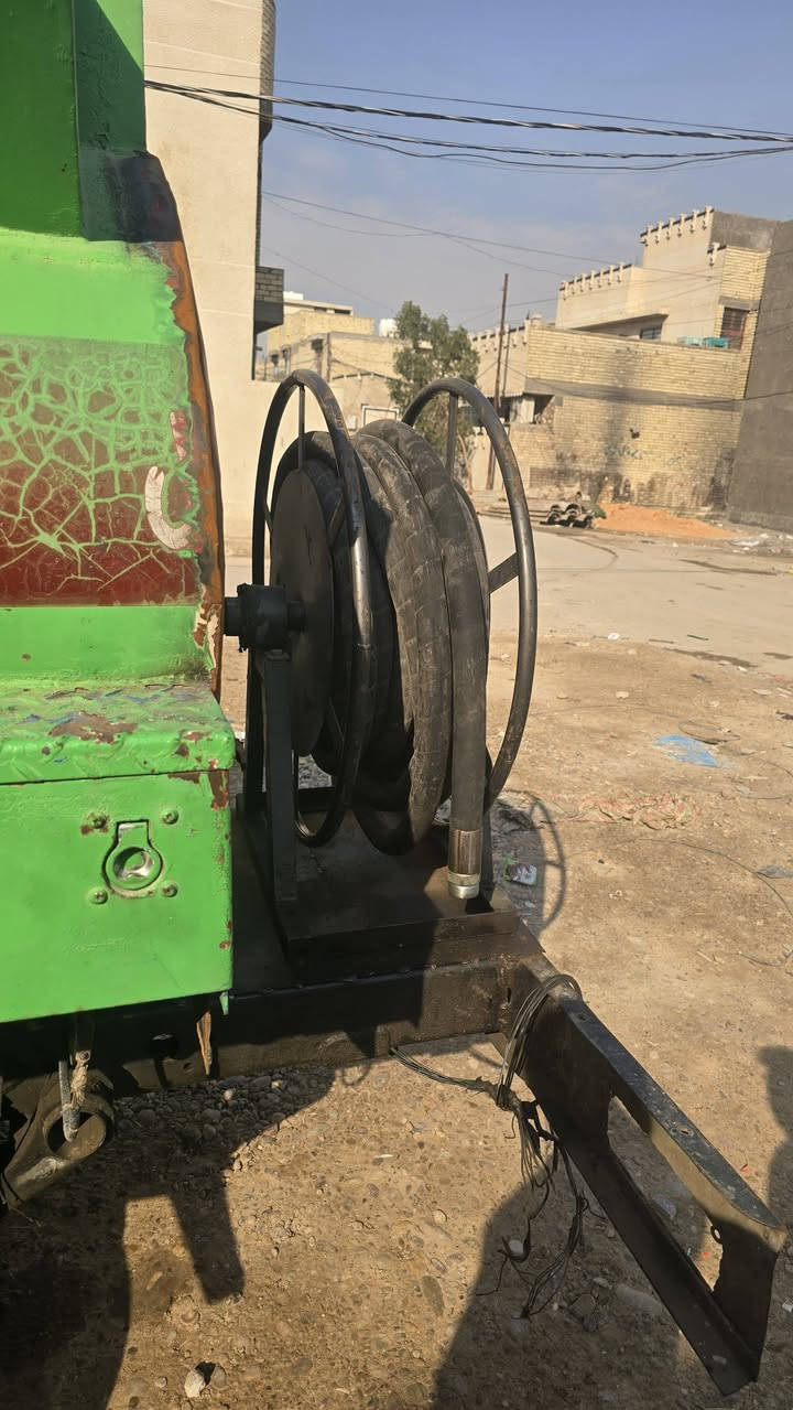 تنكر تيتان عداد ياباني مجموعه شغاله صونده 35 متر مكفول كير ومكينه سيارة اصولية السعر ٤٠ ورقه وبي مجال 

***********
