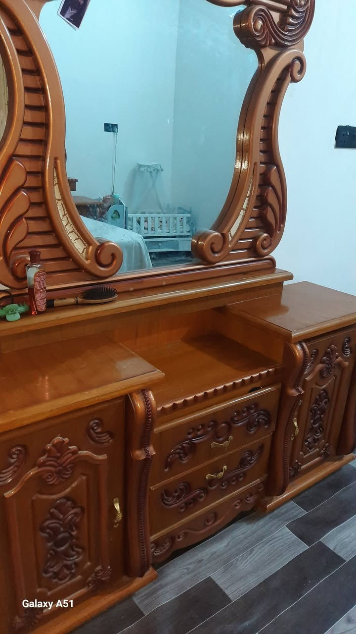 غرفه نجاره عراقيه نضافه ٩٠بلميه سعرها ٩٠٠ وبيها مجال


**إذا كنت صاحب هذا الإعلان وتريد حذفه لأي سبب، رجاءا أرسل رسالة إلى الدعم الفني**