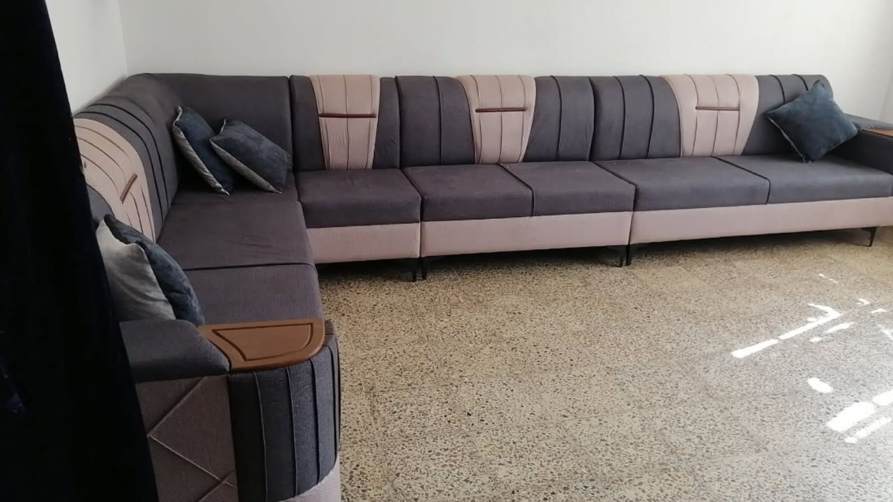 للبيع بالغزاليه قاعه عبله ***********
فصال مو سوكي ١٠مقاعد ٧متر جديد غير مستعمل وياه ٣طبلات و٣كوشات ب٤٠٠ وبي مجال بسيط
